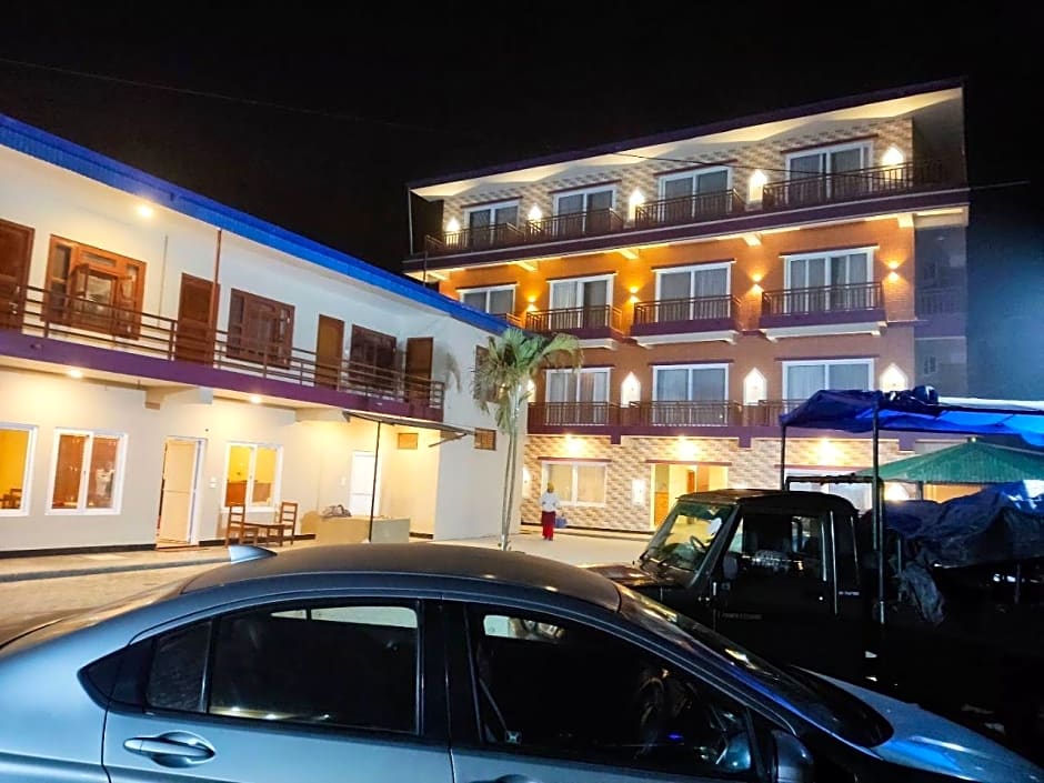 Hotel Himalayan inn