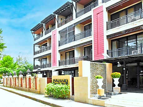 Puektian Seaview Family Room