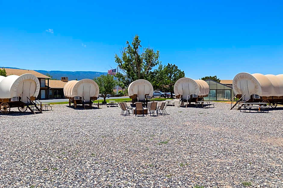 Broken Spur Inn & Steakhouse