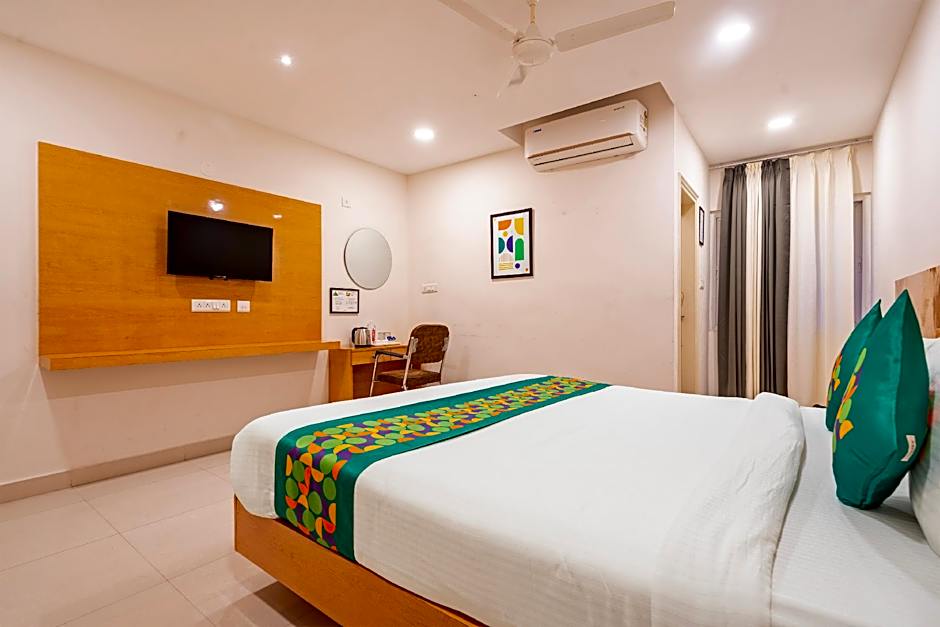 Treebo Living Tree Opposite Khairatabad Metro