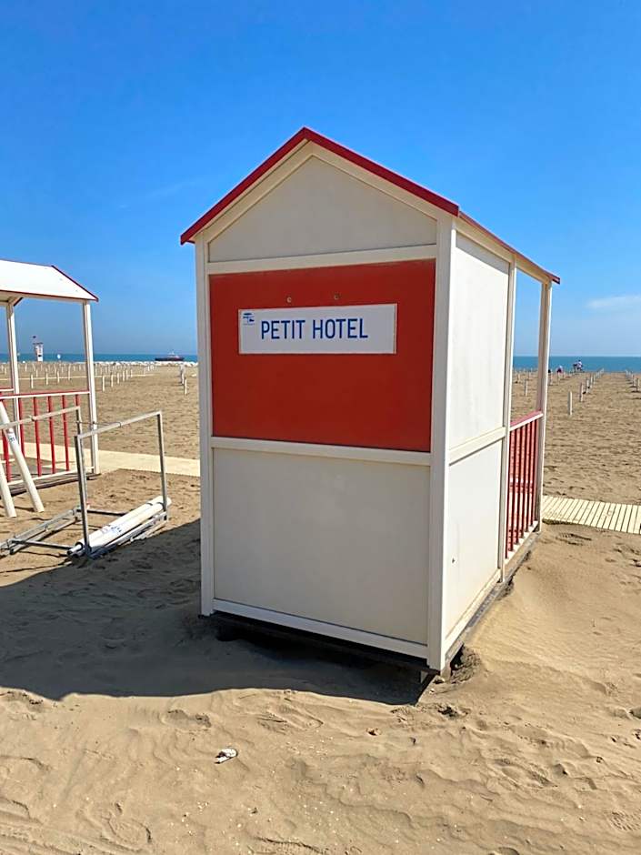 Petit Hotel