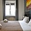 Vatican Central Suites