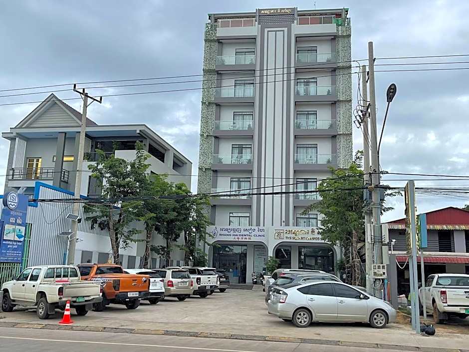 The Square Kampot Hotel