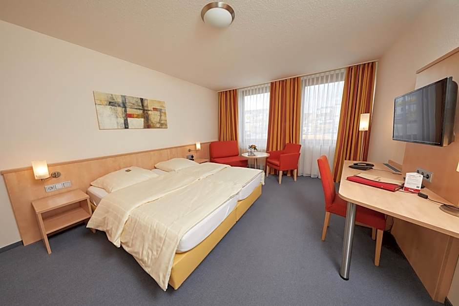Hotel Filderland-Stuttgart Messe Airport - Free Parking