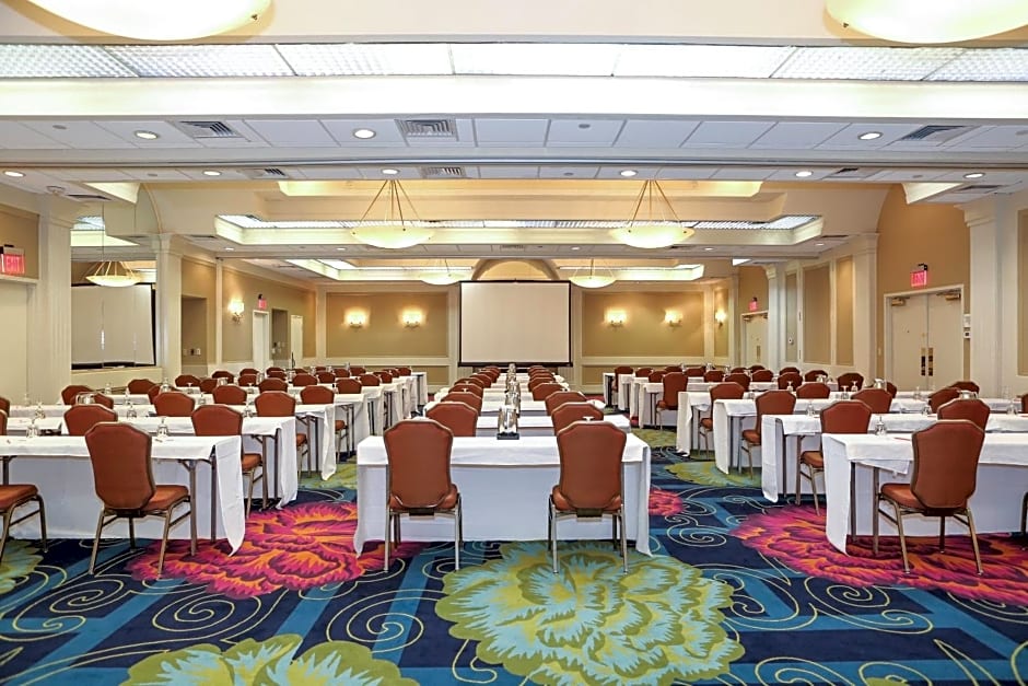 Crowne Plaza Hotel Virginia Beach-Norfolk By IHG