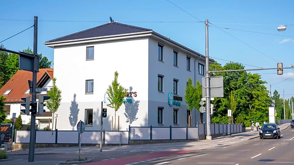 Henrys Sleeping am Augsburger Eiskanal