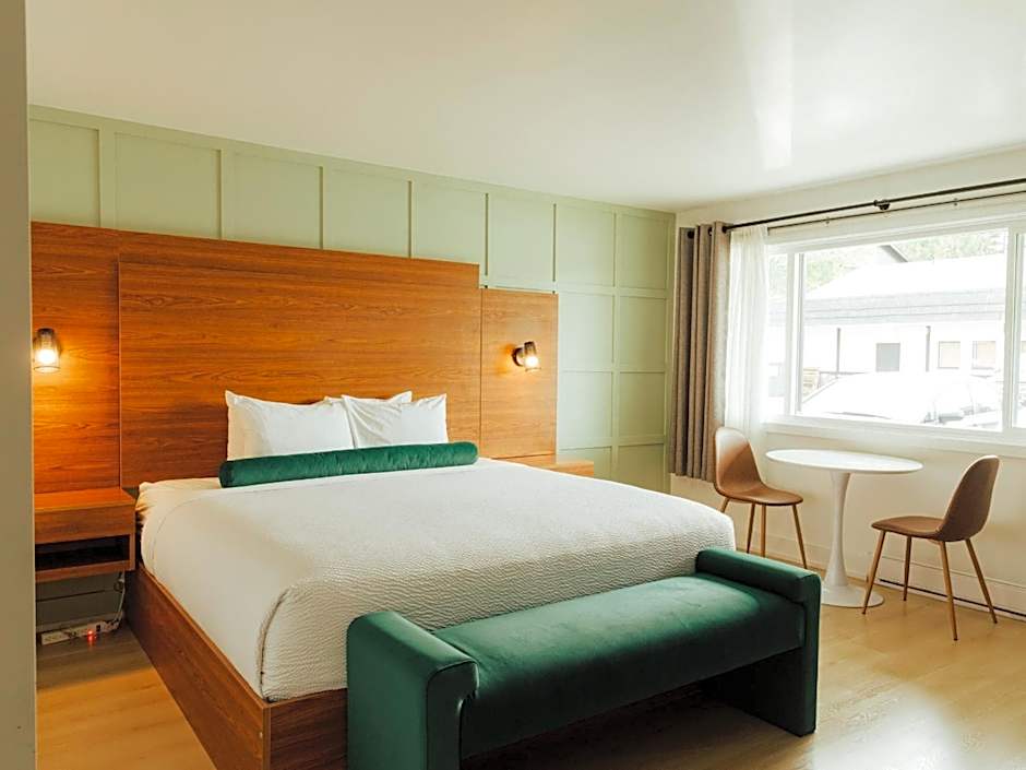 Ukee Peninsula Motel