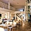 Crest72 Hotel