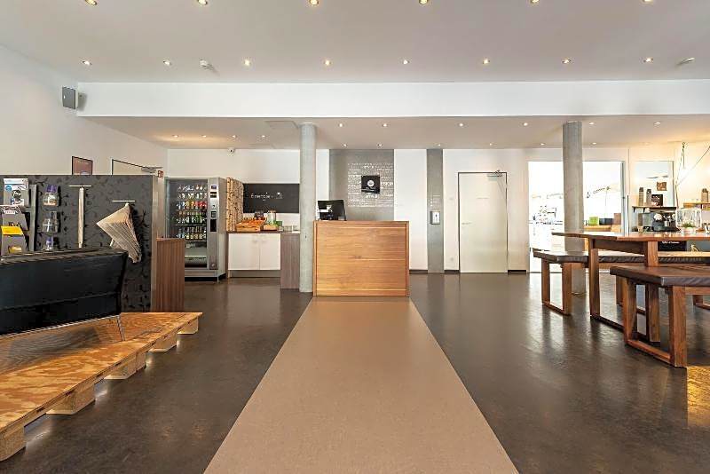a2 HOTELS Plochingen