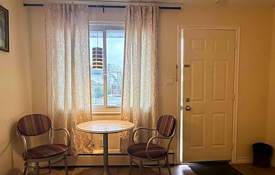 Hotel Motel La Marquise