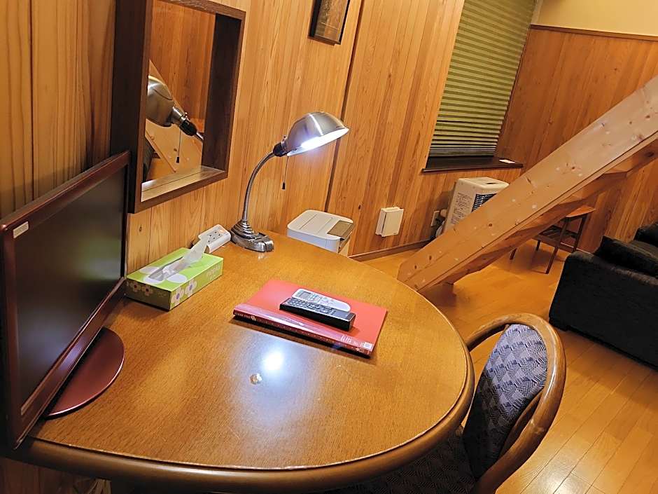 Cafe & inn That Sounds Good