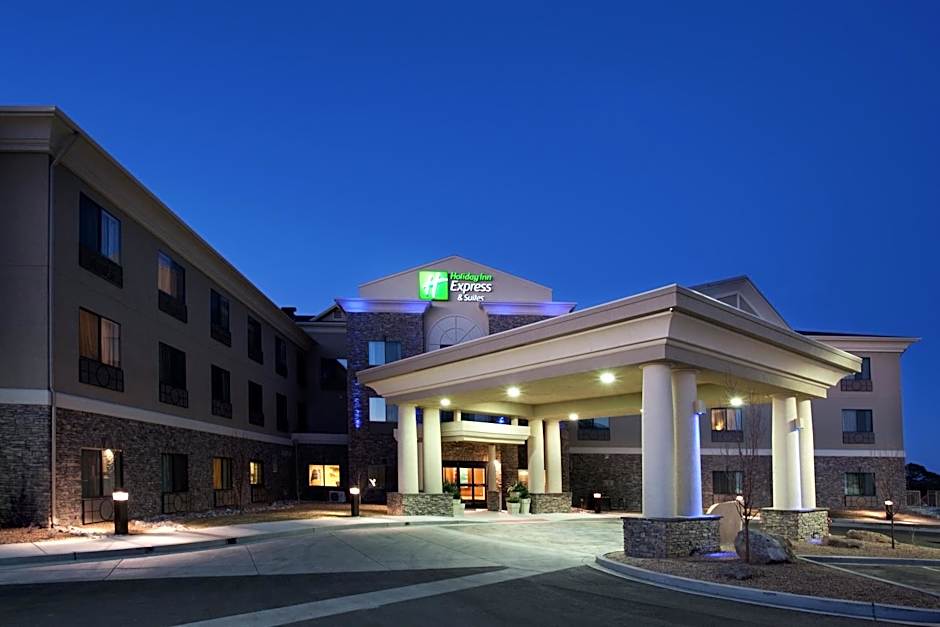 Holiday Inn Express and Suites Los Alamos Entrada Park By IHG
