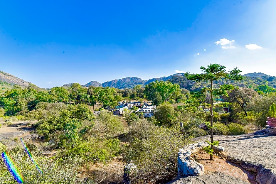 Hotel Castle Rock Mount Abu by SAH