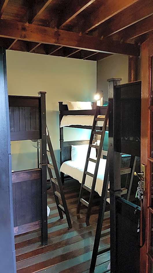 The Tree Top Village Urban Glamping