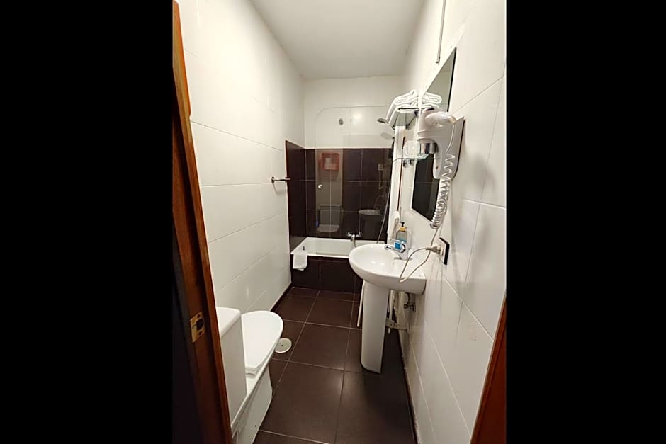 Hostal Cervantes