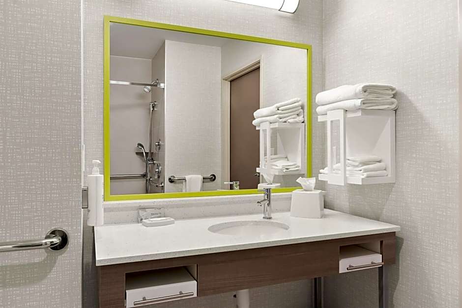 Hampton Inn By Hilton & Suites Pensacola/I-10 Pine Forest Road