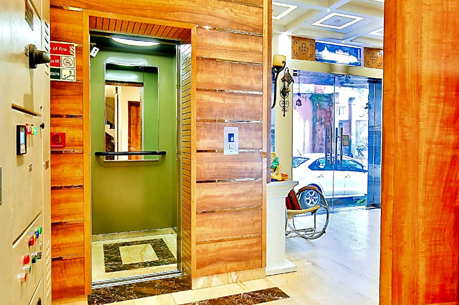 Hotel Urban Galaxy Near Golden Temple