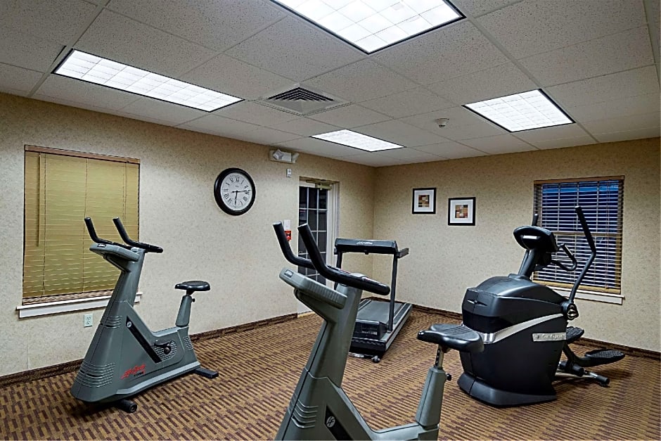 Quality Inn & Suites Skyways