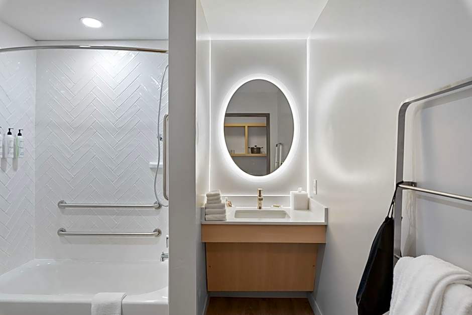 TownePlace Suites by Marriott White Hall