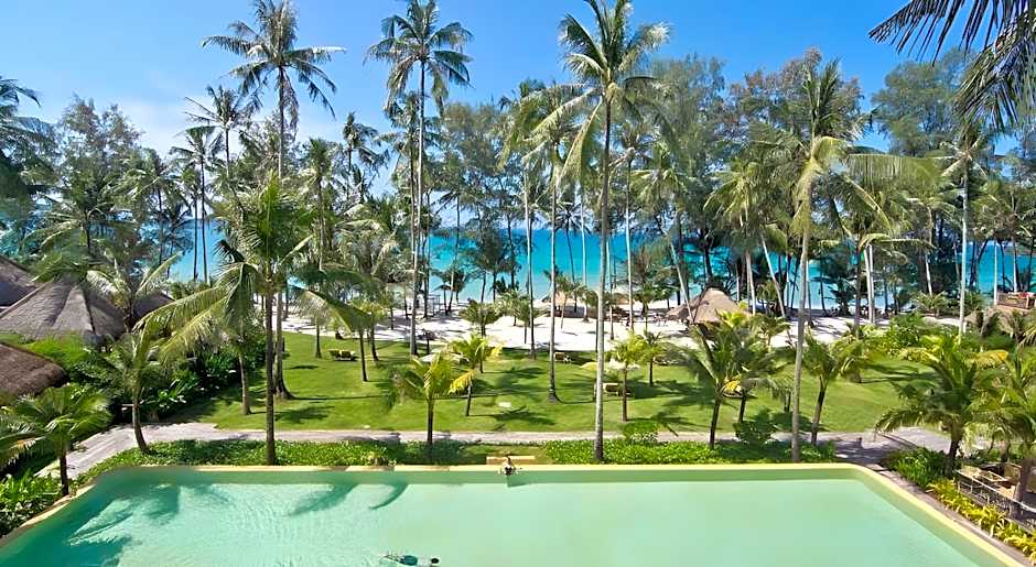 High Season Pool Villa & Spa