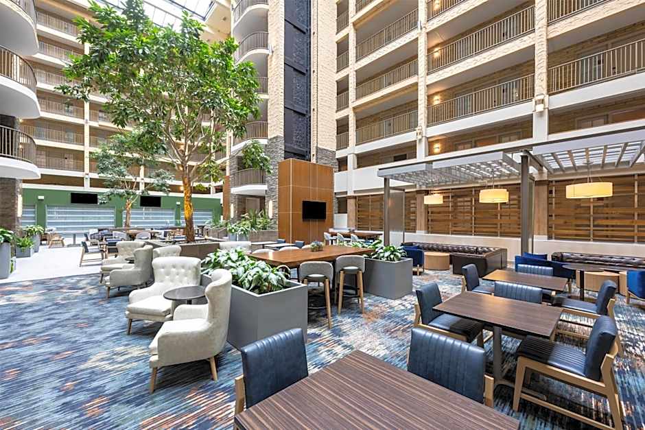 Embassy Suites by Hilton Minneapolis Bloomington Edina