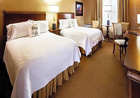 Superior Queen Room with Two Queen Beds