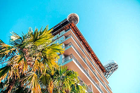 The Elephant Crossing Hotel