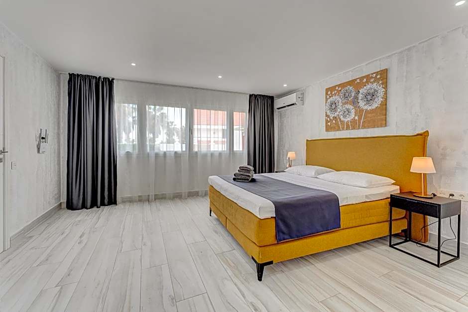BAL Apartments Adults Only