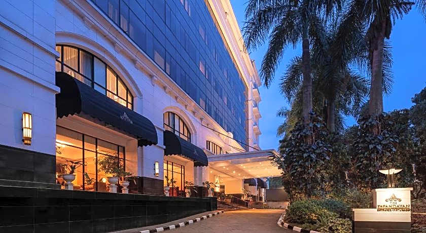 The Papandayan Hotel