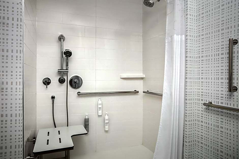 Hampton Inn by Hilton Clanton