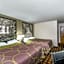 Super 8 by Wyndham Munfordville KY