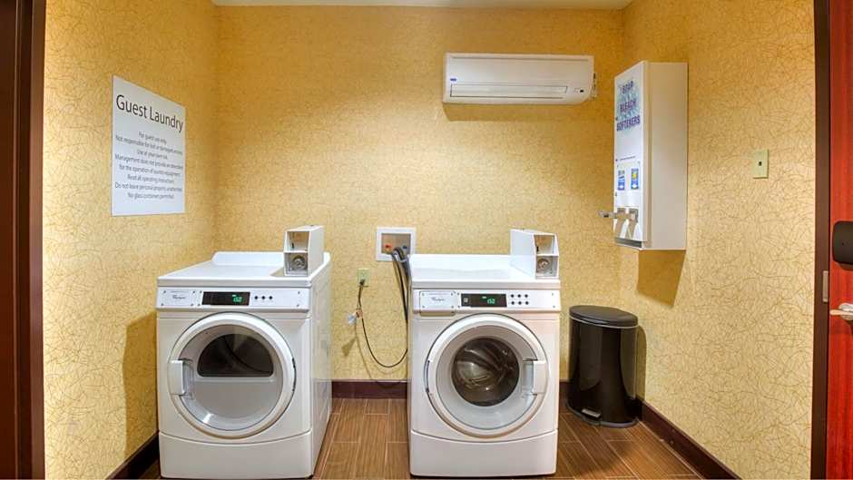 Holiday Inn Express Hotel and Suites Elk City By IHG