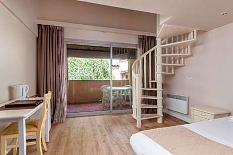 Quadruple Room with Bath