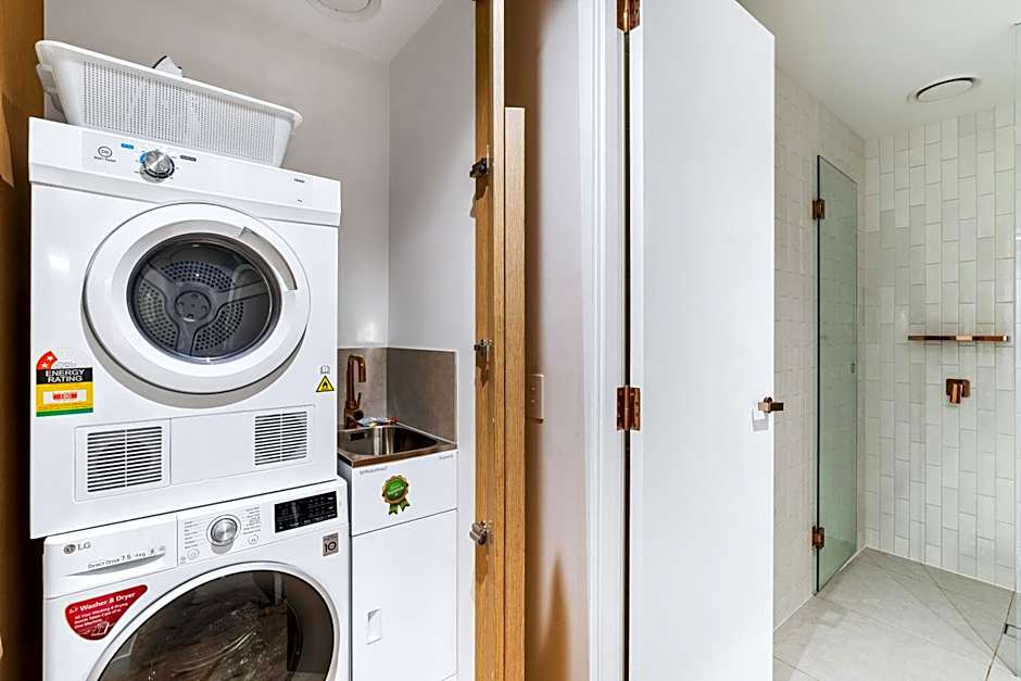 Collins House Apartments by CLLIX