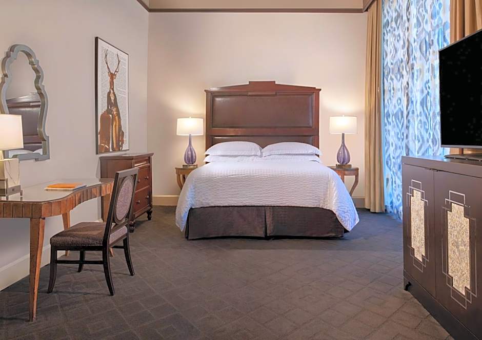 Photo 1 of 6 of Suite