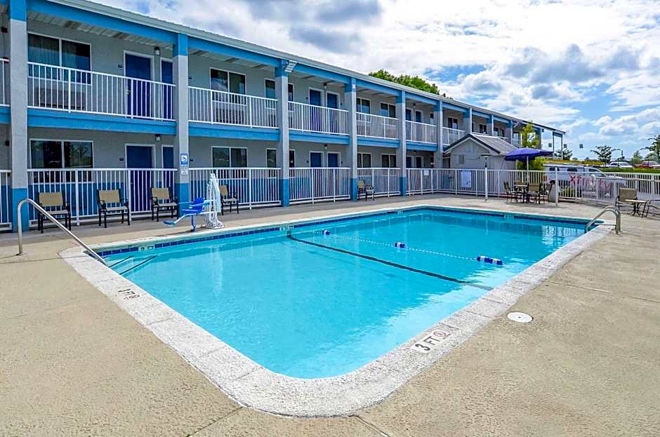 Rodeway Inn North Charleston - Ashley Phosphate