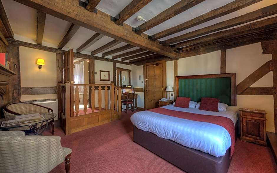 Dog & Partridge by Chef & Brewer Collection