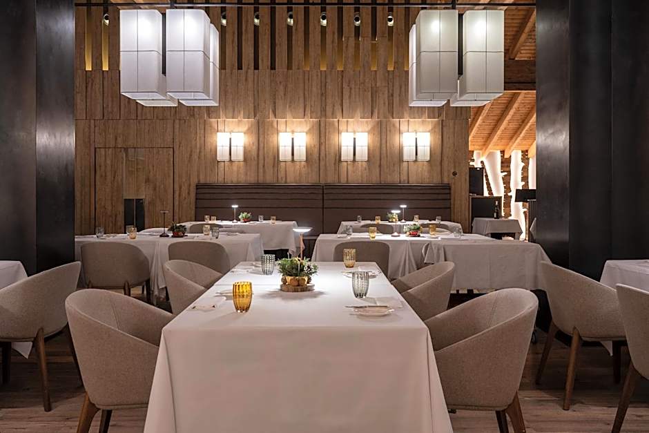 Grand Hotel Courmayeur Mont Blanc, by R Collection Hotels