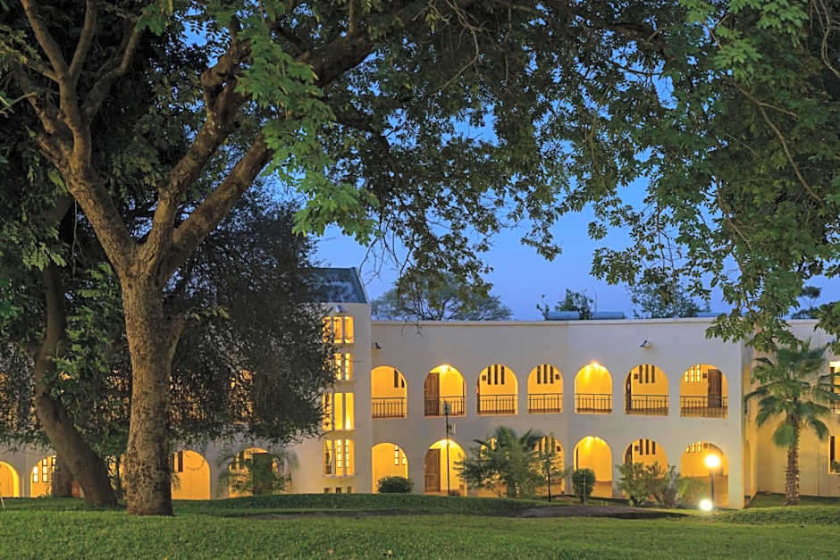 Victoria Falls Rainbow Hotel