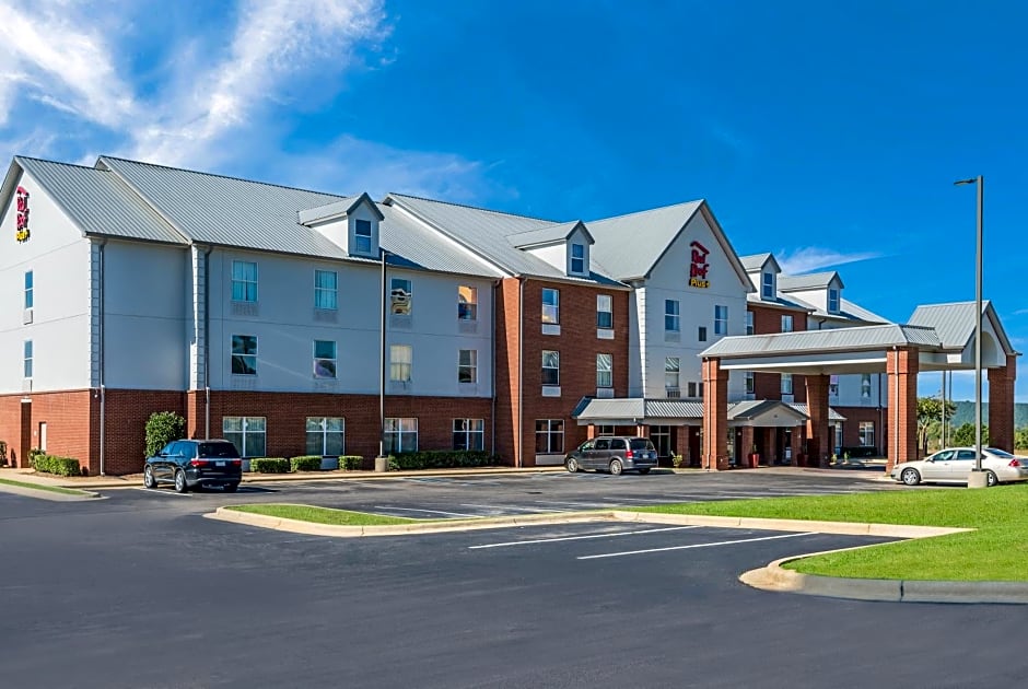 Red Roof PLUS+ & Suites Birmingham - Bessemer