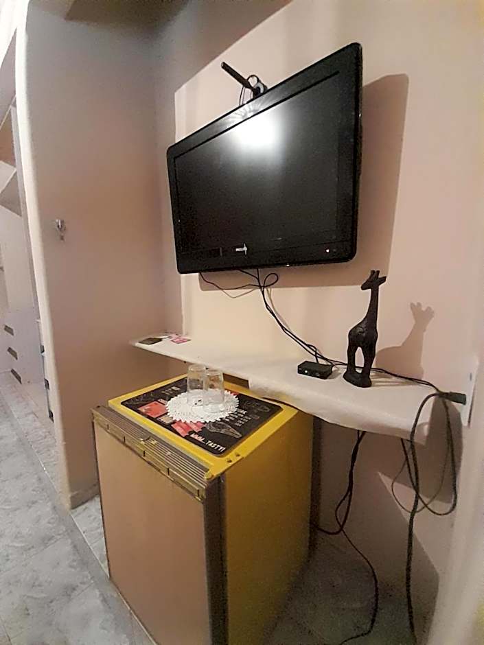 Lopez Village GuestHouse