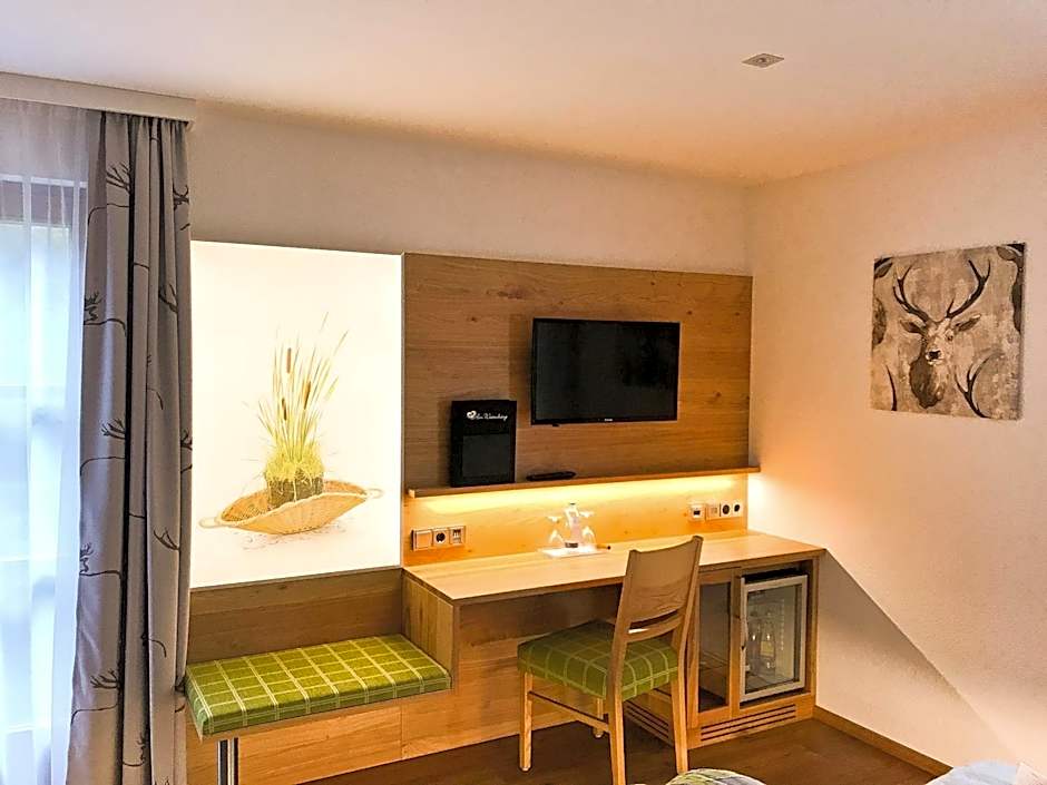 Hotel am Wiesenhang - Garni