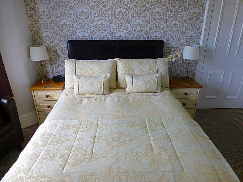 Bryn Derwen Guest House