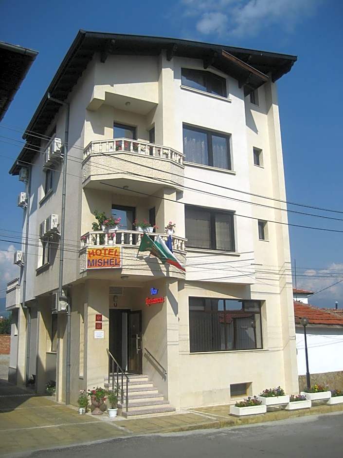 Hotel Mishel