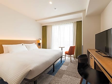 Deluxe Double Separate Bath and Toilet for 2 People - Non-Smoking