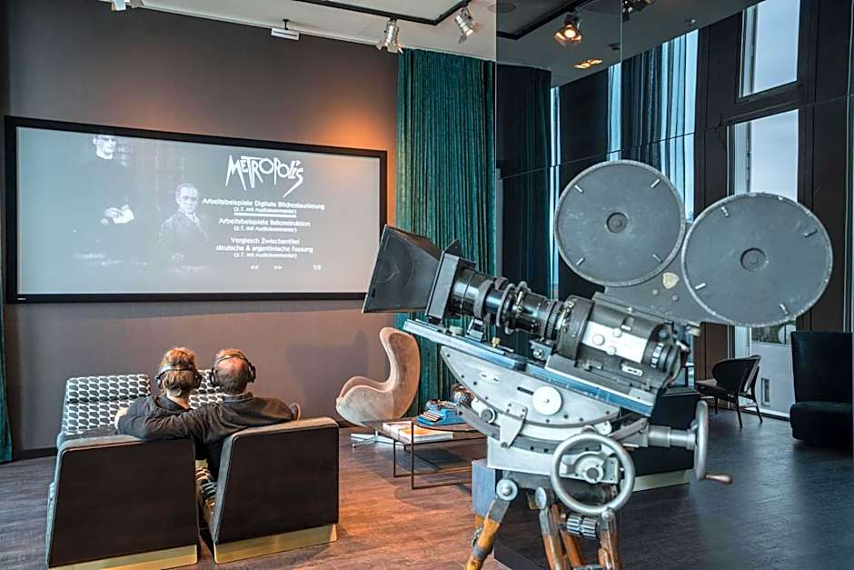 Motel One Berlin-Upper West