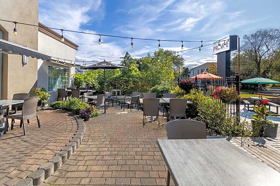 Inn on Prince Hotel and Conference Centre Truro