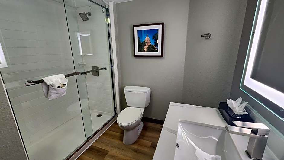 La Quinta Inn & Suites by Wyndham Dallas Dfw Airport North