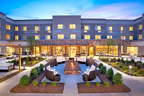 Courtyard by Marriott Wayne Fairfield