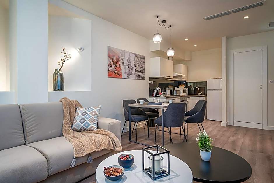 Urban Nest - Suites & Apartments